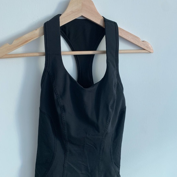 Lululemon - Black Workout Tank With Built In Bra - Picture 2 of 6